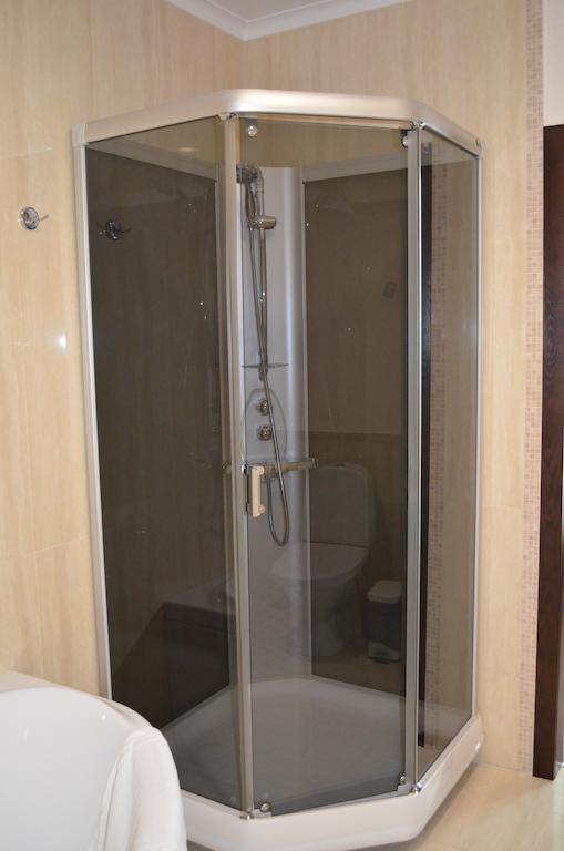 Hotel Porto Riva Zaporizhia Esterno foto