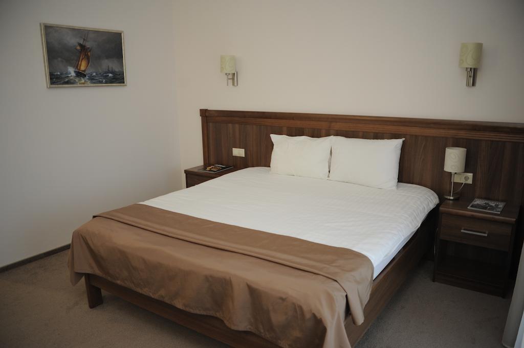 Hotel Porto Riva Zaporizhia Camera foto