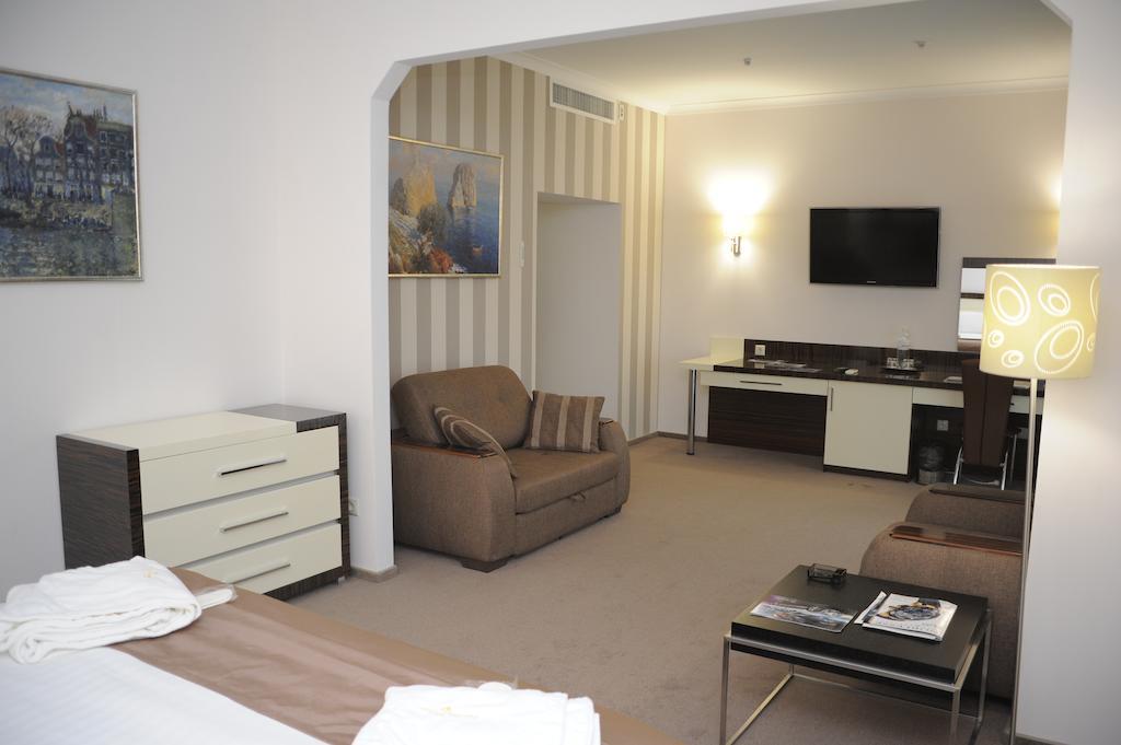 Hotel Porto Riva Zaporizhia Camera foto