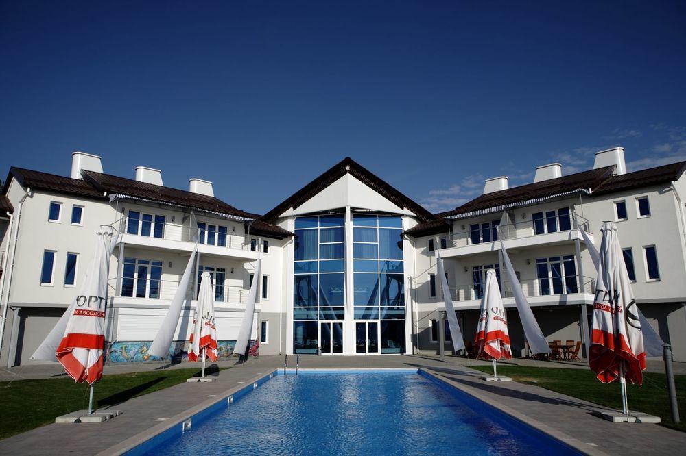 Hotel Porto Riva Zaporizhia Esterno foto