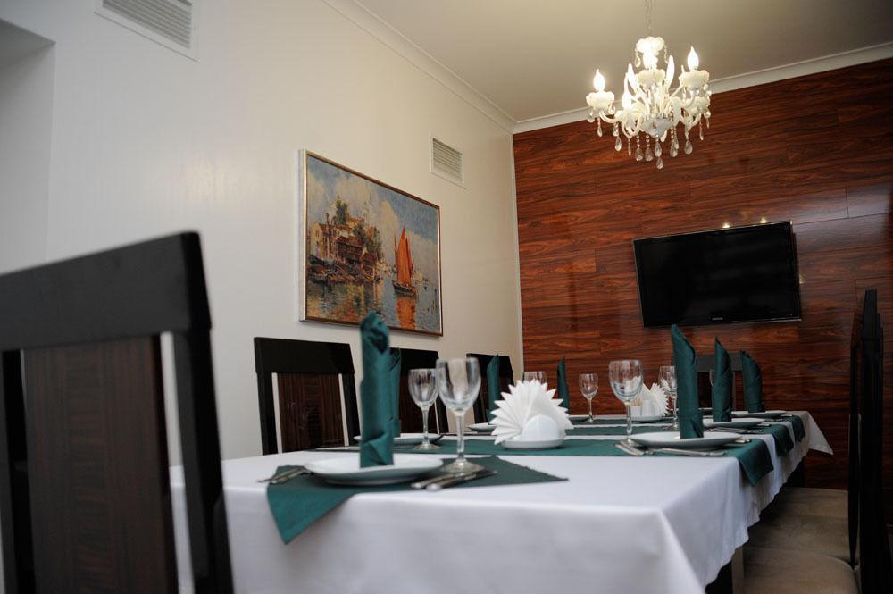 Hotel Porto Riva Zaporizhia Esterno foto